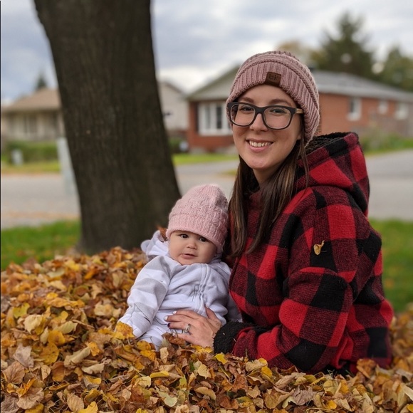 Meet your Posher, Ashley - Picture 1 of 1